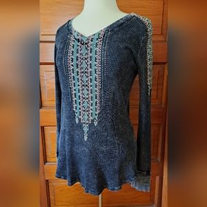 Vocal Unique Long Sleeve Black w/multi crystals Waterfall design Size XL